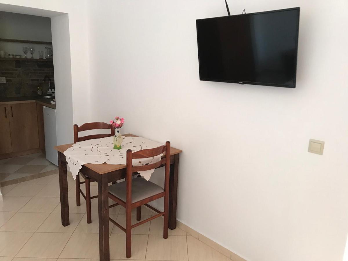 Elti Apartment